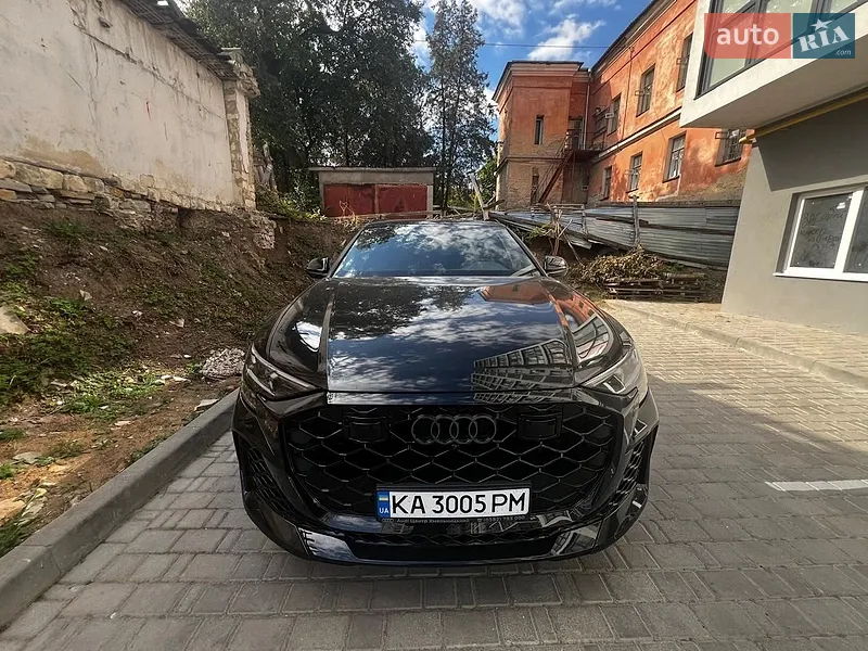 Audi RS Q8