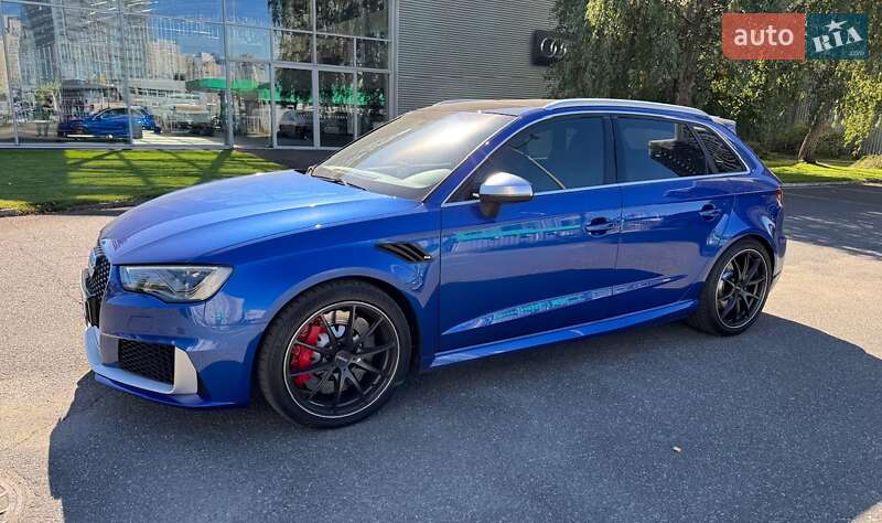 Легкові Audi RS3 Sportback