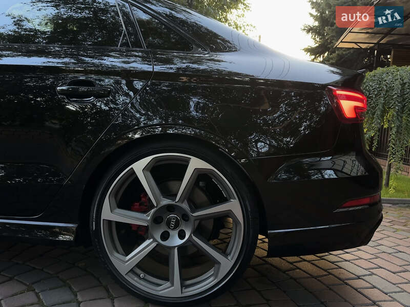 Седан Audi RS3 2018 в Запорожье фото 27 Седан Audi RS3 2018 в Запорожье