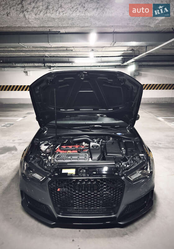 Седан Audi RS3 2016 в Києві фото 9 Седан Audi RS3 2016 в Києві