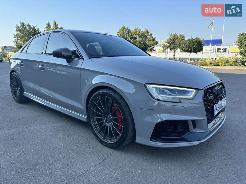 Audi RS3
