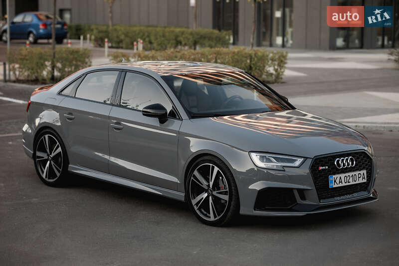 Audi RS3