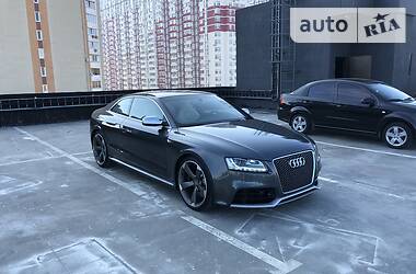 Audi RS5 Coupe 2010