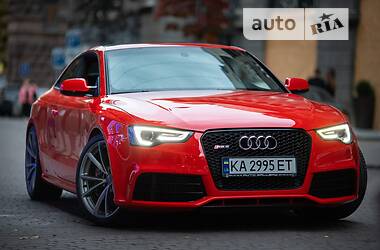 Audi RS5  2011