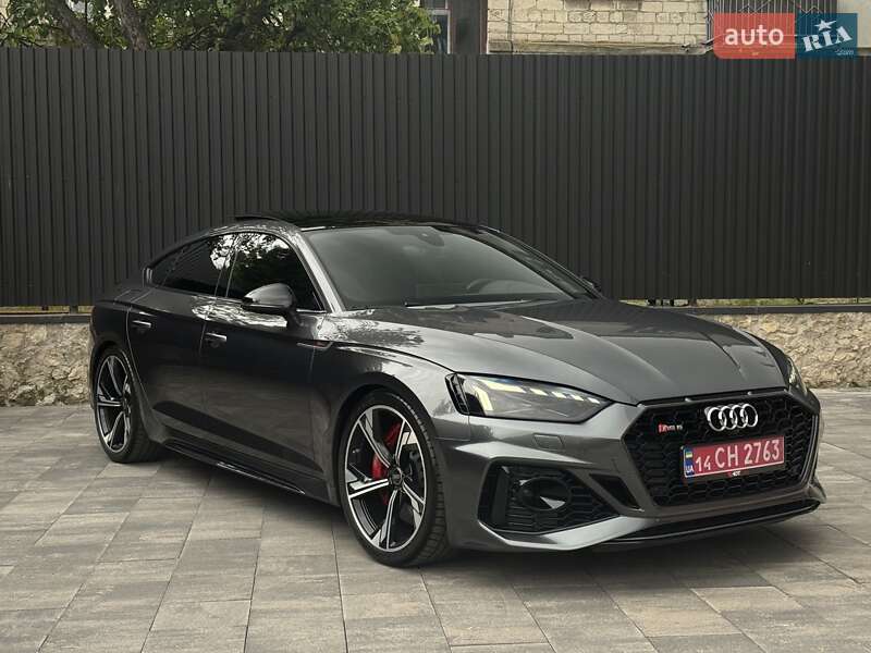 Ліфтбек Audi RS5