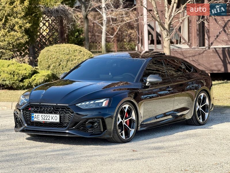 Лифтбек Audi RS5