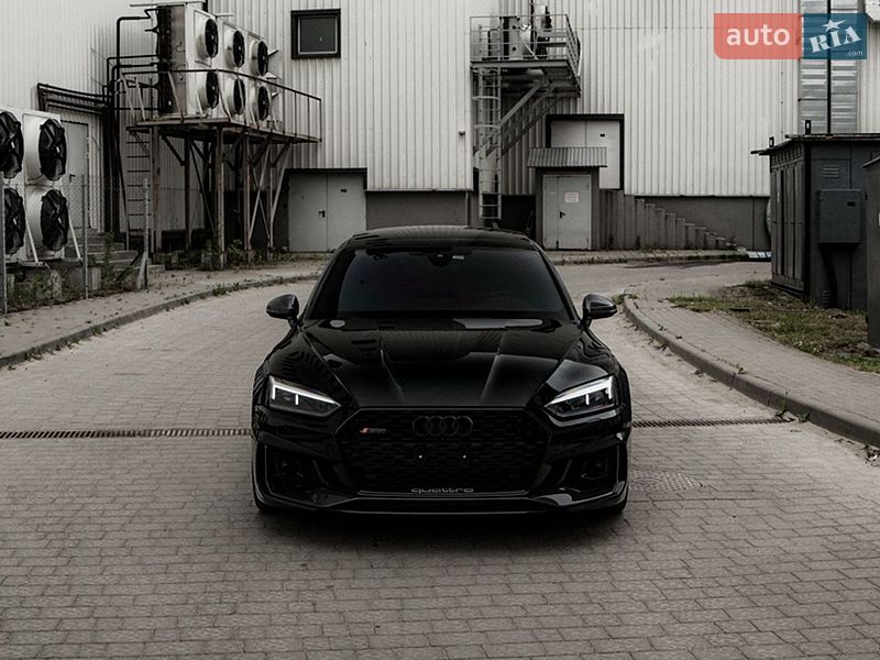 Купе Audi RS5 2018 в Львове