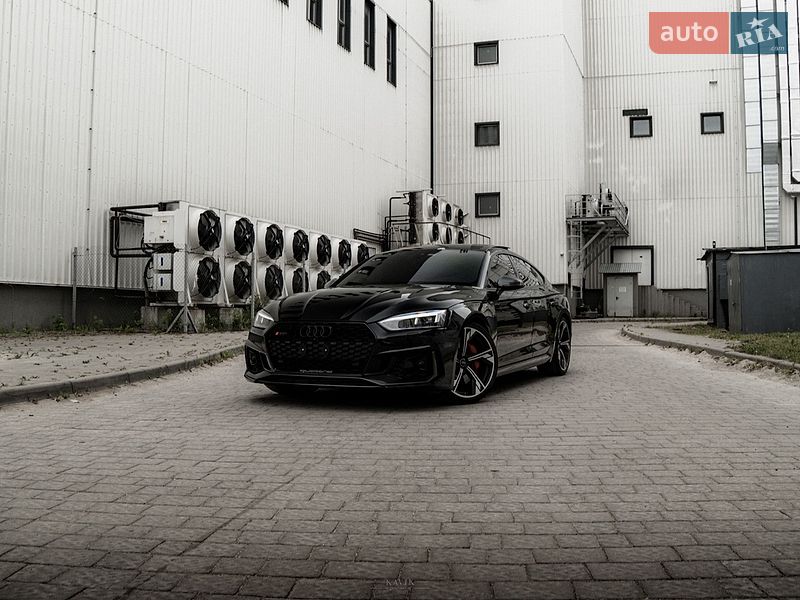 Купе Audi RS5 2018 в Львове