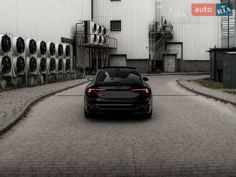 Купе Audi RS5 2018 в Львове