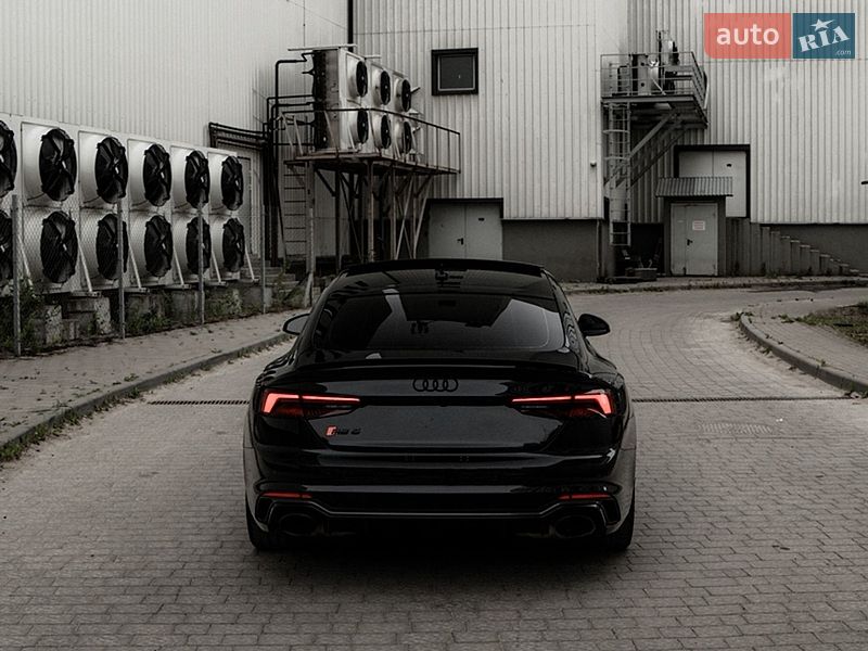 Купе Audi RS5 2018 в Львове
