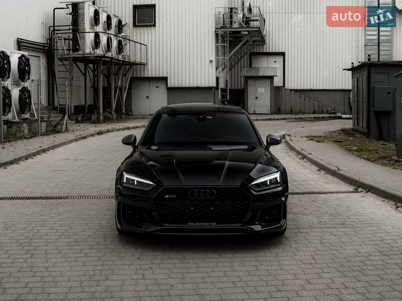 Купе Audi RS5 2018 в Львове