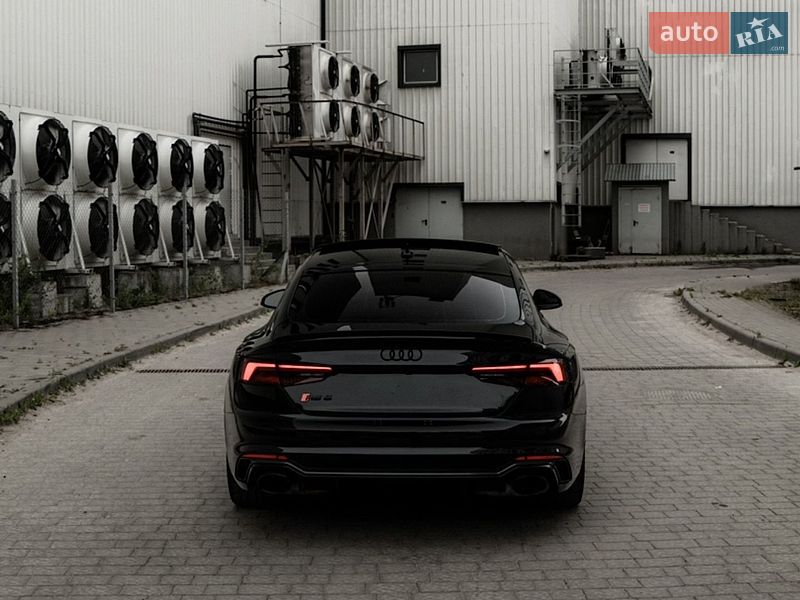 Купе Audi RS5 2018 в Львове