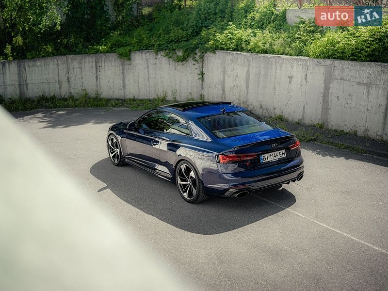 Купе Audi RS5 2018 в Полтаве