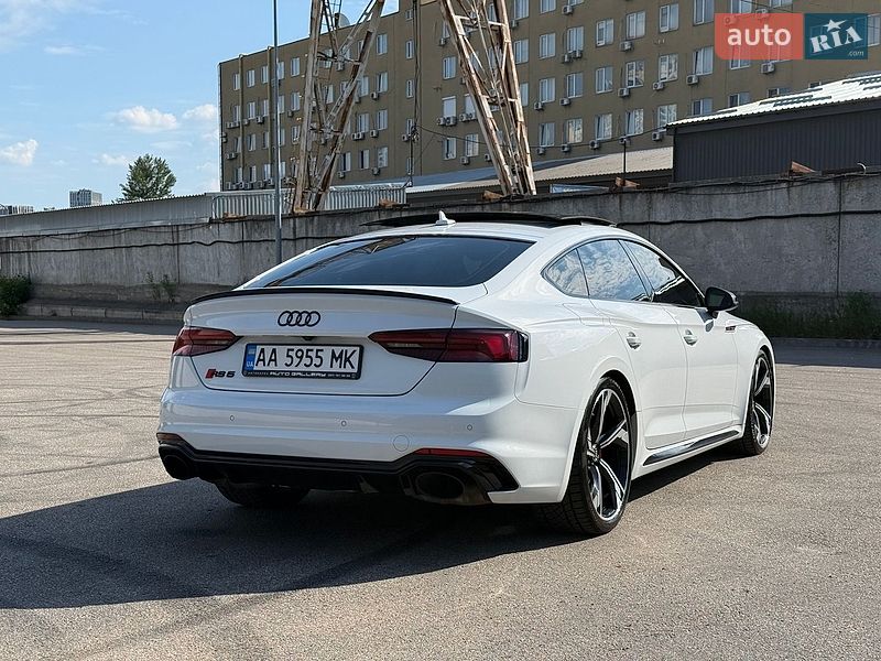 Купе Audi RS5 2019 в Киеве фото 4 Купе Audi RS5 2019 в Киеве