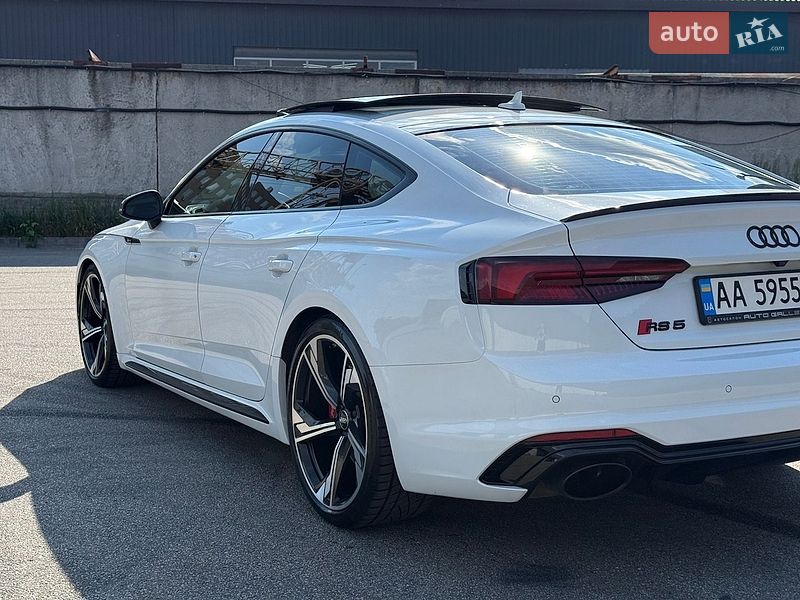 Купе Audi RS5 2019 в Киеве фото 11 Купе Audi RS5 2019 в Киеве