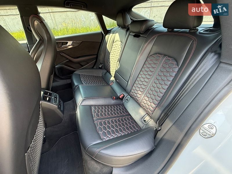 Купе Audi RS5 2019 в Киеве фото 16 Купе Audi RS5 2019 в Киеве
