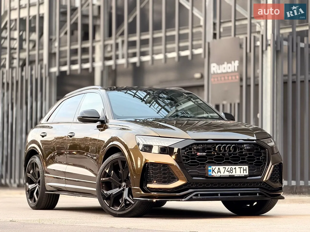 2020 Audi RS Q8 - фото 1