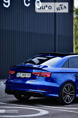 Седан Audi S3 2014 в Києві