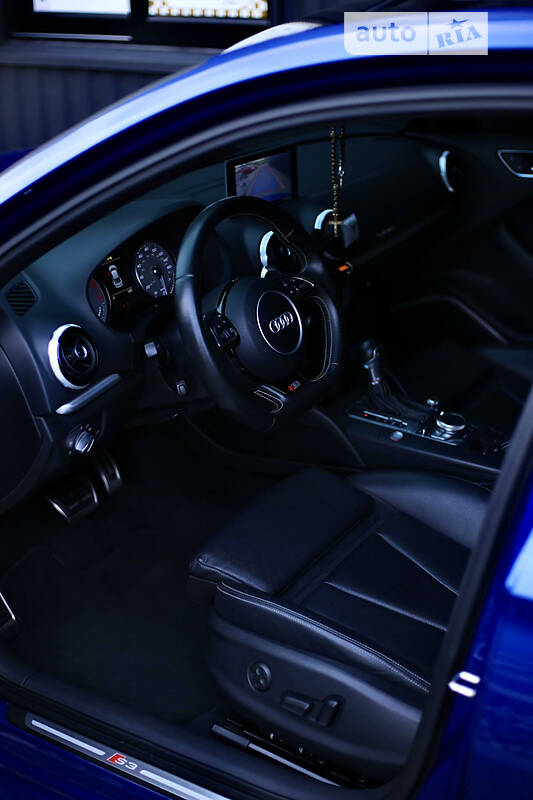 Седан Audi S3 2014 в Києві