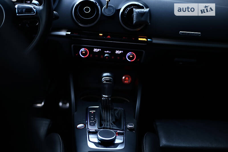 Седан Audi S3 2014 в Києві