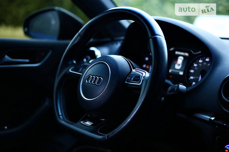 Седан Audi S3 2014 в Києві