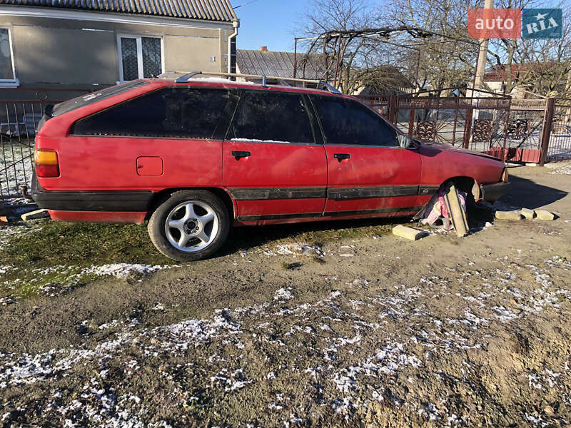 Хэтчбек Audi S3