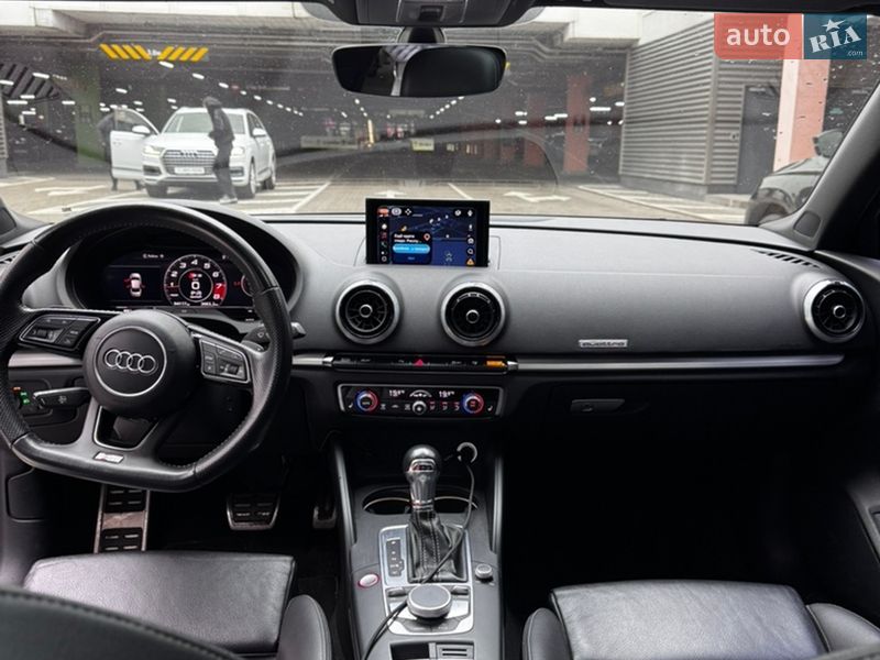 Седан Audi S3 2017 в Києві фото 14 Седан Audi S3 2017 в Києві