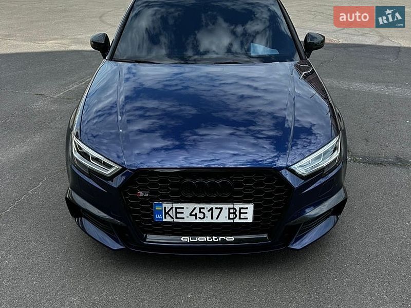 Седан Audi S3 2017 в Одессе