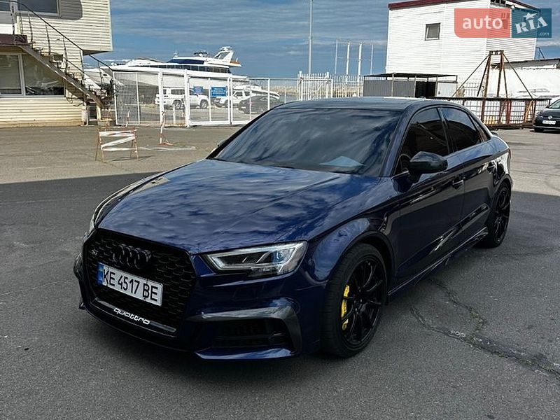Седан Audi S3 2017 в Одессе
