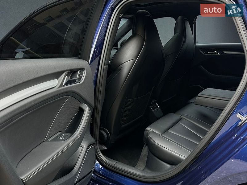 Седан Audi S3 2017 в Одессе