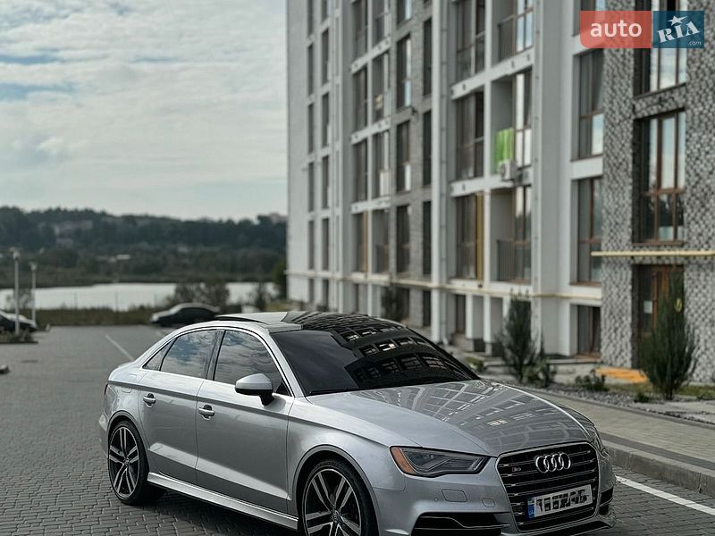 Седан Audi S3 2015 в Киеве