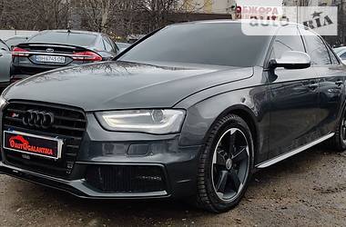 Audi S4  2012