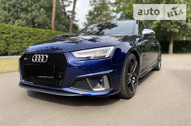 Audi S4  2019