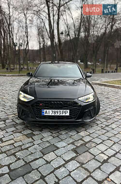Audi S4  2023