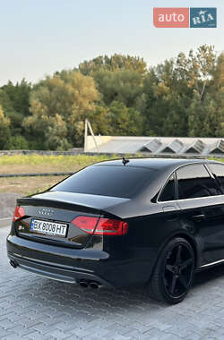 Седан Audi S4 2010 в Хмельницькому