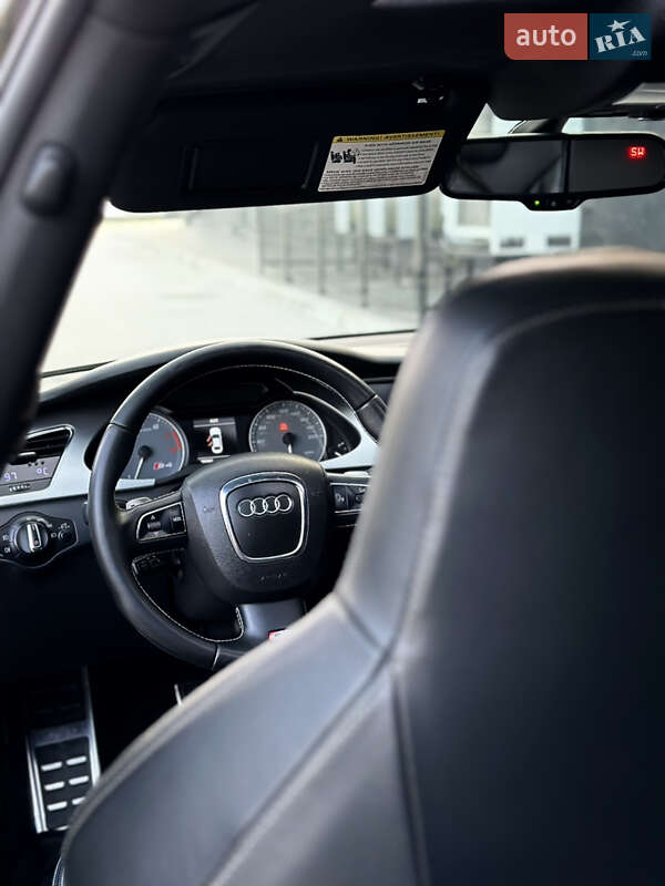 Седан Audi S4 2010 в Хмельницькому