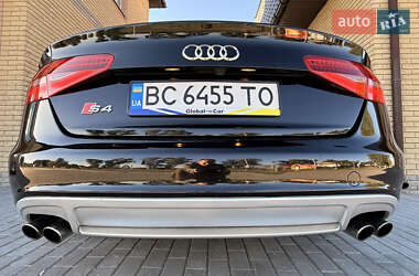 Audi S4  2012