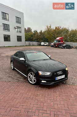 Audi S4  2013