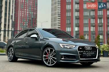 Audi S4  2017