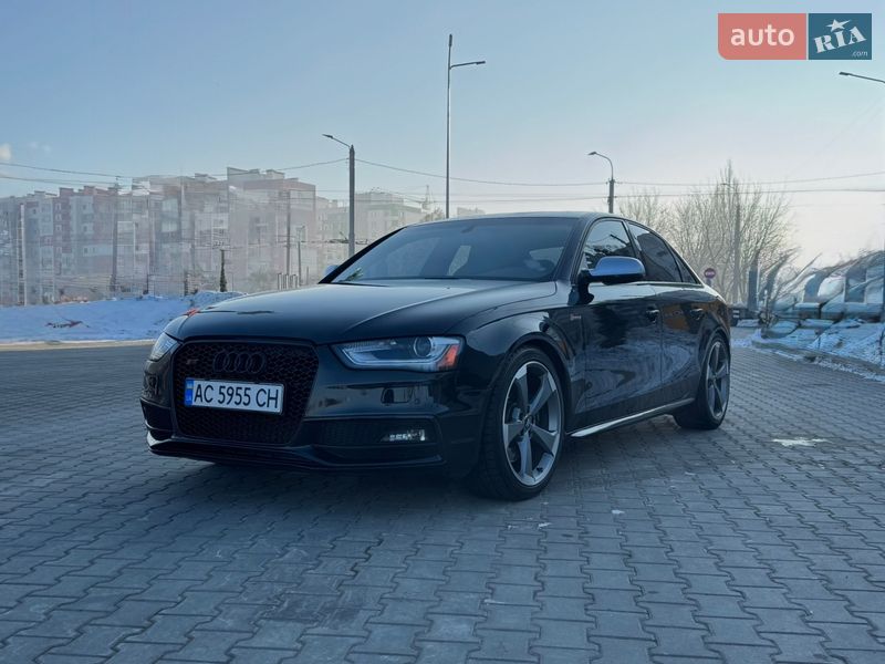 Audi S4
