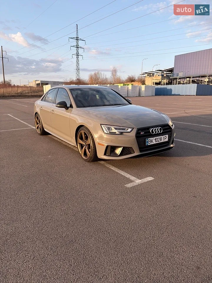 2019 Audi S4 - фото 1