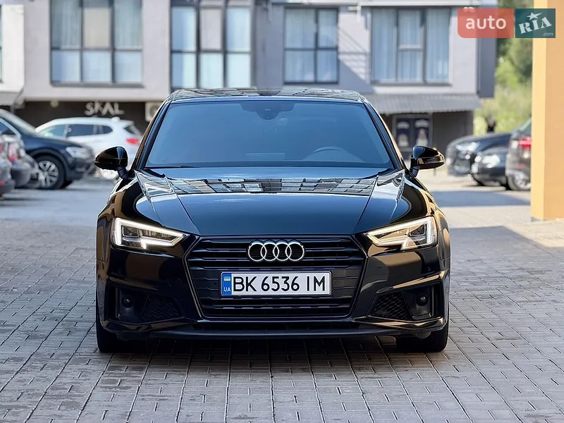 Audi S4