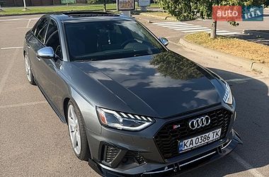 Седан Audi S4 2022 в Киеве