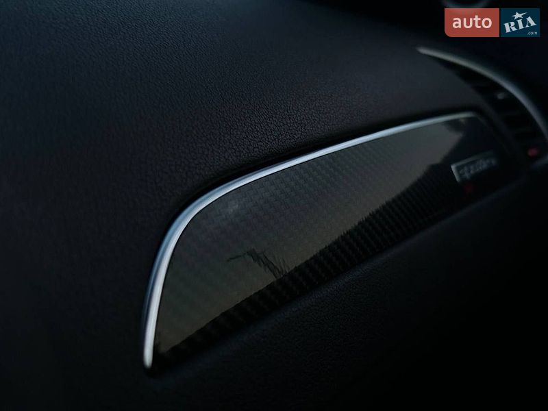 Седан Audi S4 2011 в Коломые