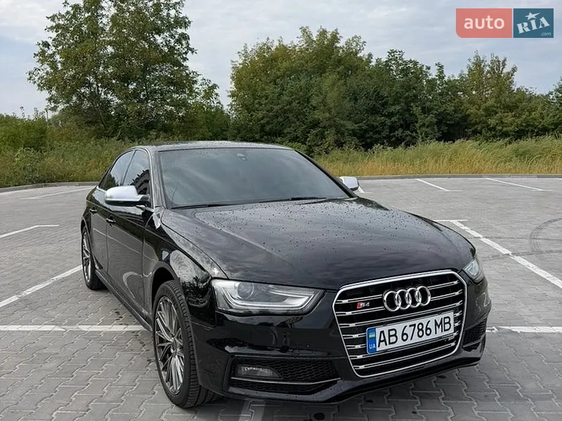 Audi S4
