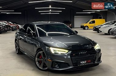 Audi S4  2019