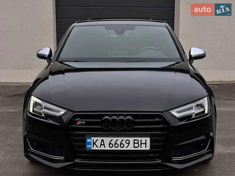 Audi S4