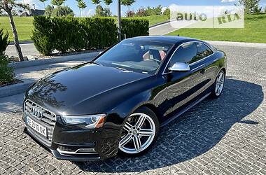 Audi S5  2012