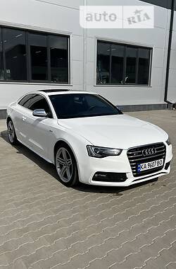 Audi S5  2012