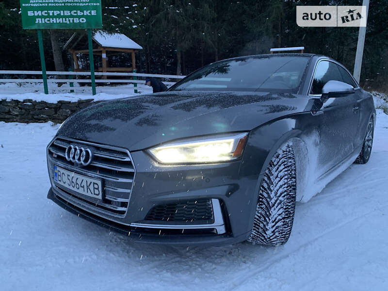 Купе Audi S5